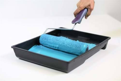 Rozprowadzenie farby na wałku